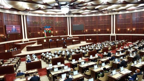 Azərbaycan-Özbəkistan sazişi parlamentin iclasına tövsiyə olundu