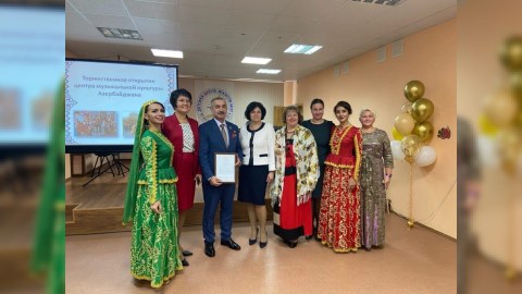 Arxangelskdə mədəniyyət mərkəzimiz açıldı
