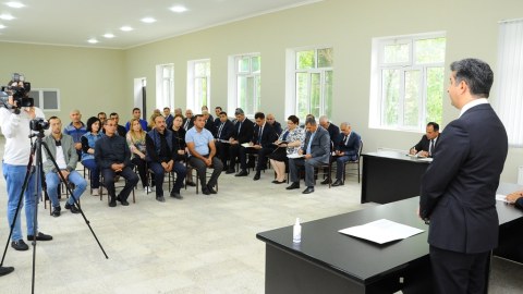 Naftalanın icra başçısı səyyar qəbul keçirib - FOTO