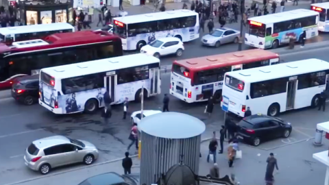Bu dəfə 94 avtobus tıxacda qaldı