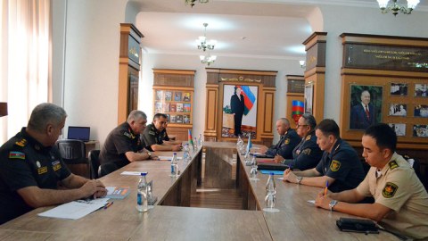 Qazaxıstan nümayəndə heyəti Azərbaycanda