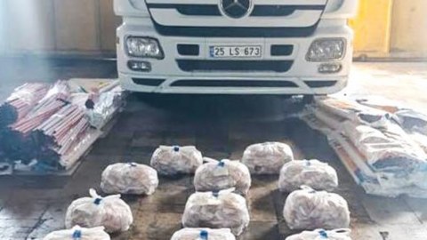 79 kiloqram psixatrop maddə ələ keçirildi 