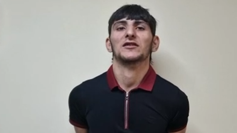 Vətəndaşlardan pul yığan 
