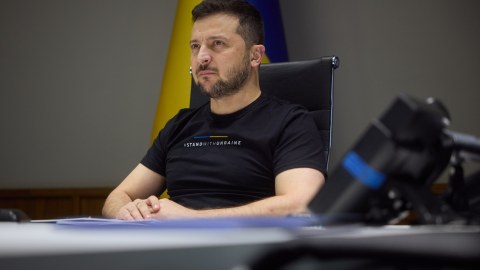 Zelenski Rusiyanın nüvə silahından istifadə edəcəyinə inanmır