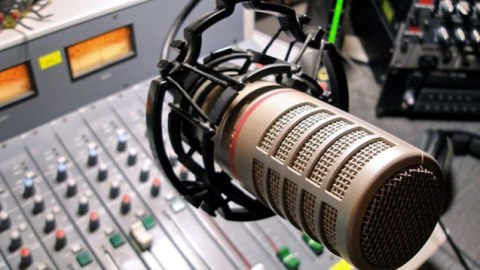 Azərbaycanda 3 yeni radionun fəaliyyətinə icazə verildi