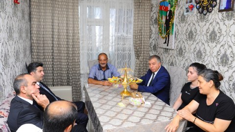 Vətən Müharibəsi şəhidinin ailəsi ziyarət olunub
