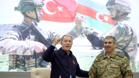 Zakir Həsənov Akarla erməni təxribatını müzakirə etdi