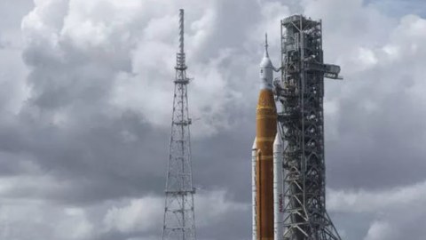 NASA-nın Ay missiyası yenə təxirə salındı