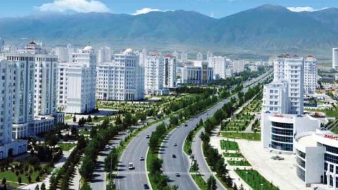Türkmənistan Avropaya yaxınlaşır