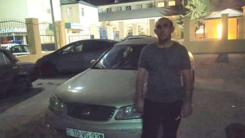 Narkoman sürücü polisdən qaça bilmədi