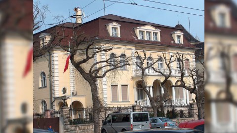 İranın Yunanıstandakı səfirliyinə hücum edilib