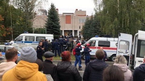 Məktəbdəki atışmaya görə matəm ELAN OLUNDU