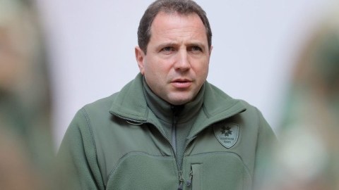 Ermənistanın sabiq müdafiə naziri həbsdə qaldı 