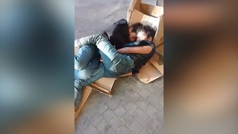 Bakıda küçədə yatan uşaqların valideynləri TAPILDI