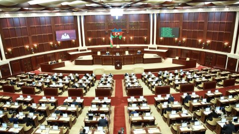 Payız sessiyasının qanunvericilik işləri planı açıqlandı