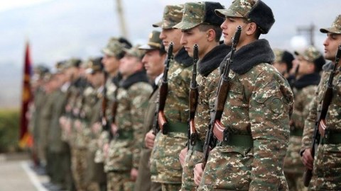 Ermənistanda ajiotaj: hərbi təlimlərə çağırış vətəndaşları TƏŞVİŞƏ SALDI