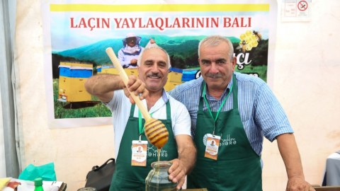 Yarmarkada 120 ton bal satışa çıxarılıb