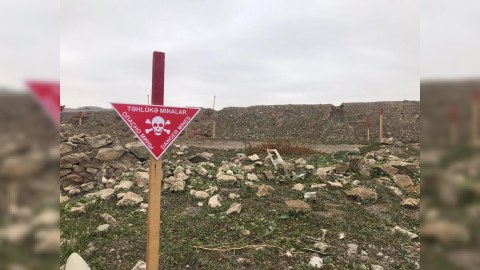 Minaya düşən fəhlənin barmaqları amputasiya edilib