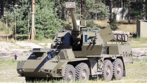 Slovakiya Ukraynaya 16 ədəd artilleriya qurğusu verəcək 