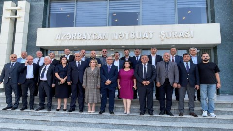 Mətbuat Şurası sədrinin müavinləri seçildi