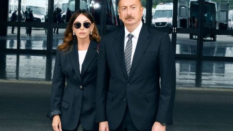 Prezident Atçılıq Nəsilartırma Mərkəzinin təməlini qoydu