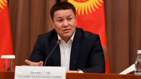 Qırğızıstan parlamentinin spikeri İSTEFA VERDİ