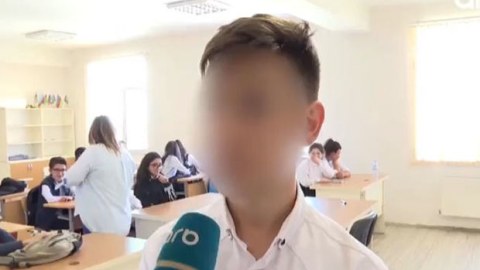 Döyülən şagird: "Mənimlə zarafat edirdi" - VİDEO
