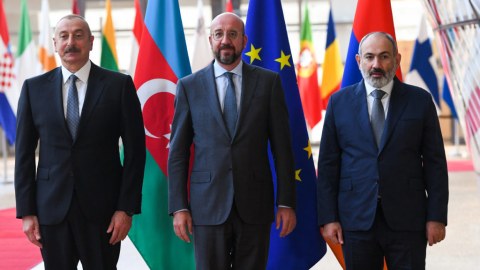 Liderlərin Praqa görüşü Moskvanı qıcıqlandırdı - Rusiyadan AÇIQLAMA