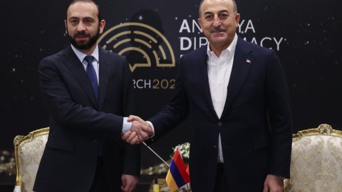 Türkiyə və Ermənistan XİN başçıları görüşəcək 