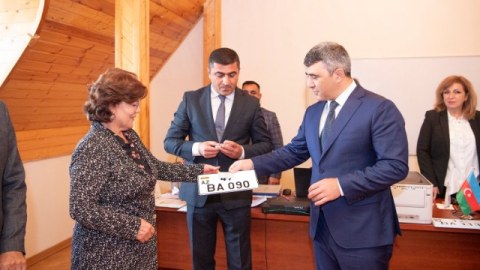 İnam Kərimov Neftçalada vətəndaşları qəbul etdi - FOTO