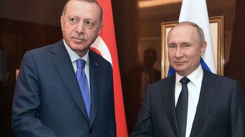 Ərdoğan yaxın 4 gündə Putinlə görüşmək İSTƏYİR
