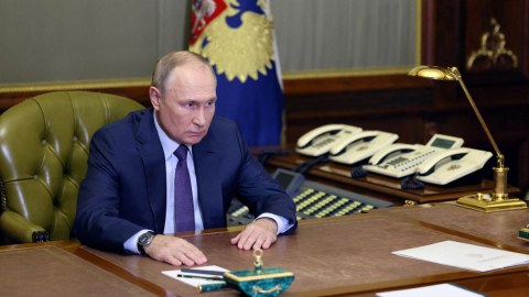 Putin Krım körpüsündəki partlayışa görə Ukraynanı ittiham etdi 