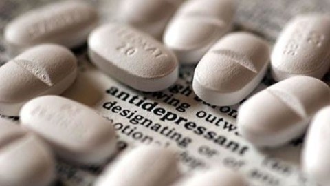 Antidepressantları məsləhət olmadan qəbul edənlər çoxalıb