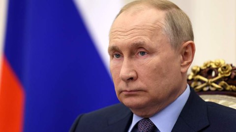 Putin Qərb ölkələri üçün çoxdan hədəf olub - Deputat