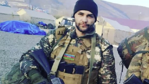 Parlamentdə həbsdə olan qazi ilə bağlı məsələ qaldırıldı