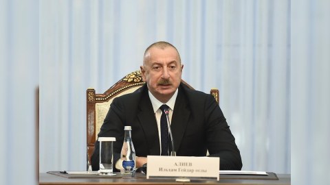 Onlar köklərimizə bizim kimi bağlı olmalıdırlar - Prezident
