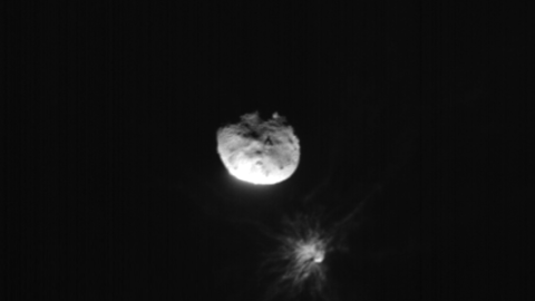 Alimlər asteroidin istiqamətini dəyişdilər - Tarixdə ilk dəfə