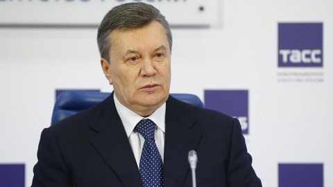 Zelenski Yanukoviçə sanksiya tətbiq etdi 