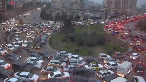 Bakıda tıxac olan yolların SİYAHISI