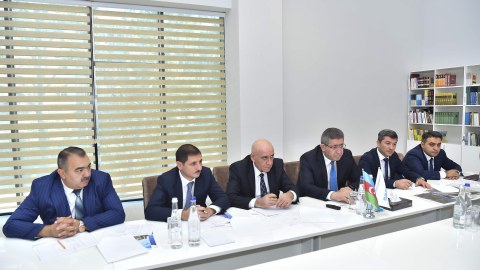 Sədr müavini vətəndaşları dinlədi - FOTOLAR