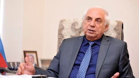 "Gizlənirik ki, görünməyək" - Hadı Rəcəbli 