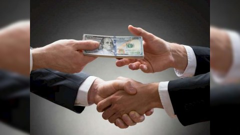 41 vergi əməkdaşı korrupsiyaya görə işdən çıxarılıb