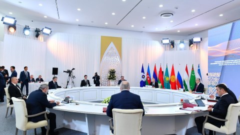 MDB başçıları Putinin təklifini qəbul etdilər