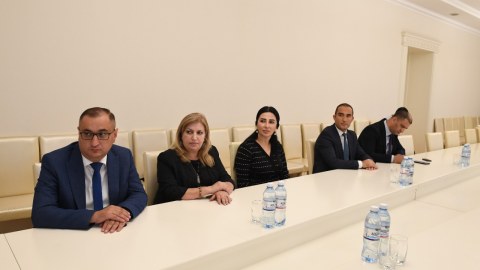 Dövlət Komitəsi yanında İctimai Şura toplandı