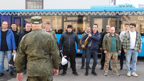Moskva və Sankt-Peterburqda səfərbərlik reydləri KEÇİRİLİR