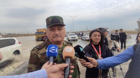 Baş nazirin müavini və general hadisə yerində