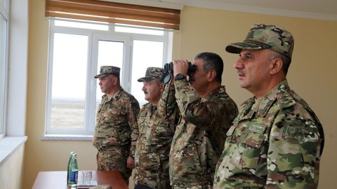 Zakir Həsənov döyüş hazırlığı ilə bağlı tapşırıq verdi