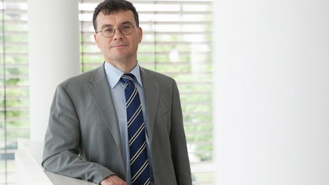 Alman alim Makrona etiraz məktubu yazdı, Azərbaycanı müdafiə etdi