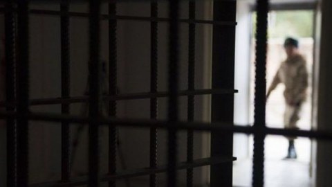 İranın “Quantanamosu” - Yanan həbsxananın məşhur dustaqları