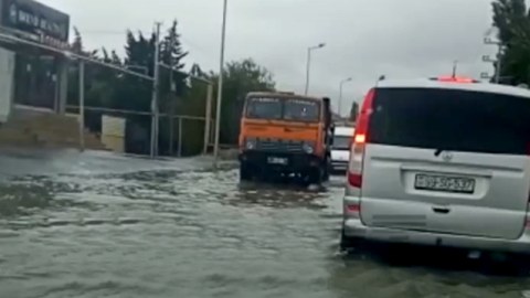 Yağış Binəqədini bu vəziyyətə saldı - VİDEO